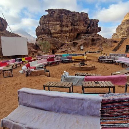 Aladdin Camp Hotell Wadi Rum Exteriör bild