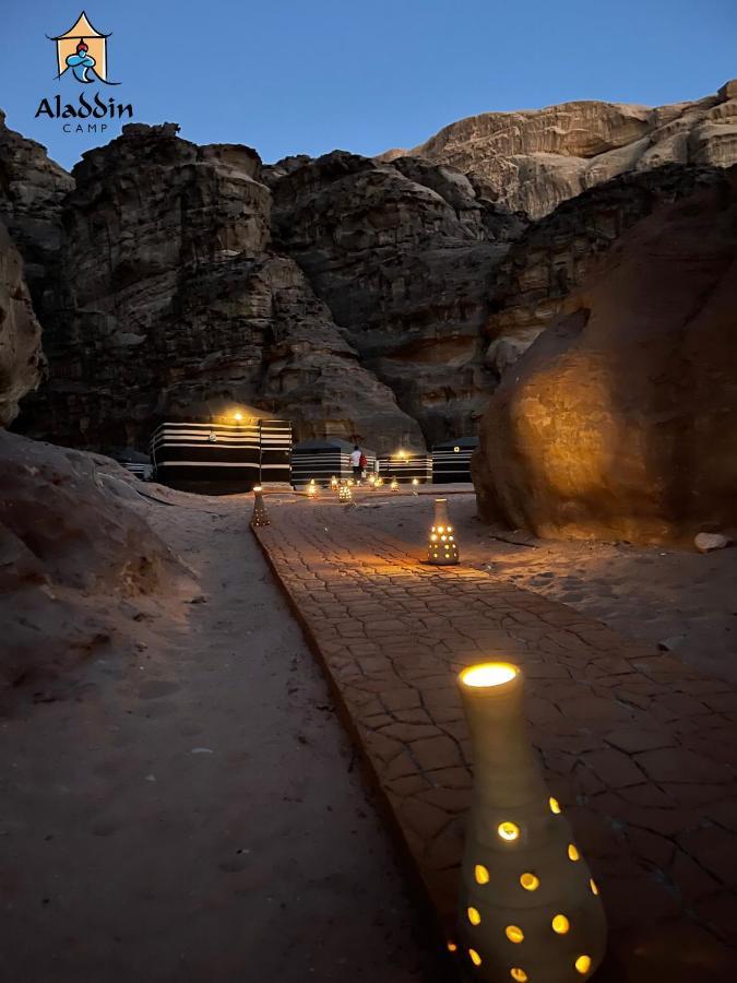Aladdin Camp Hotell Wadi Rum Exteriör bild